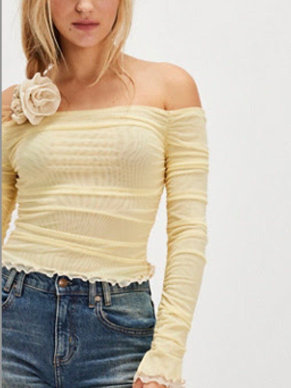 NWT Free People Off Shoulder "Gab Knit Top" in Banana Cream Size L